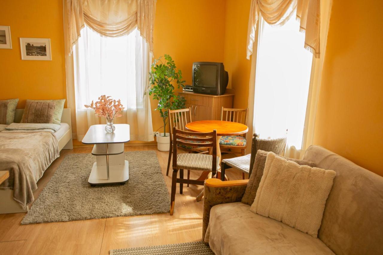 Center Of City Apartments, Bus Station 1Min, Airport 5 Min ทาลลินน์ ภายนอก รูปภาพ